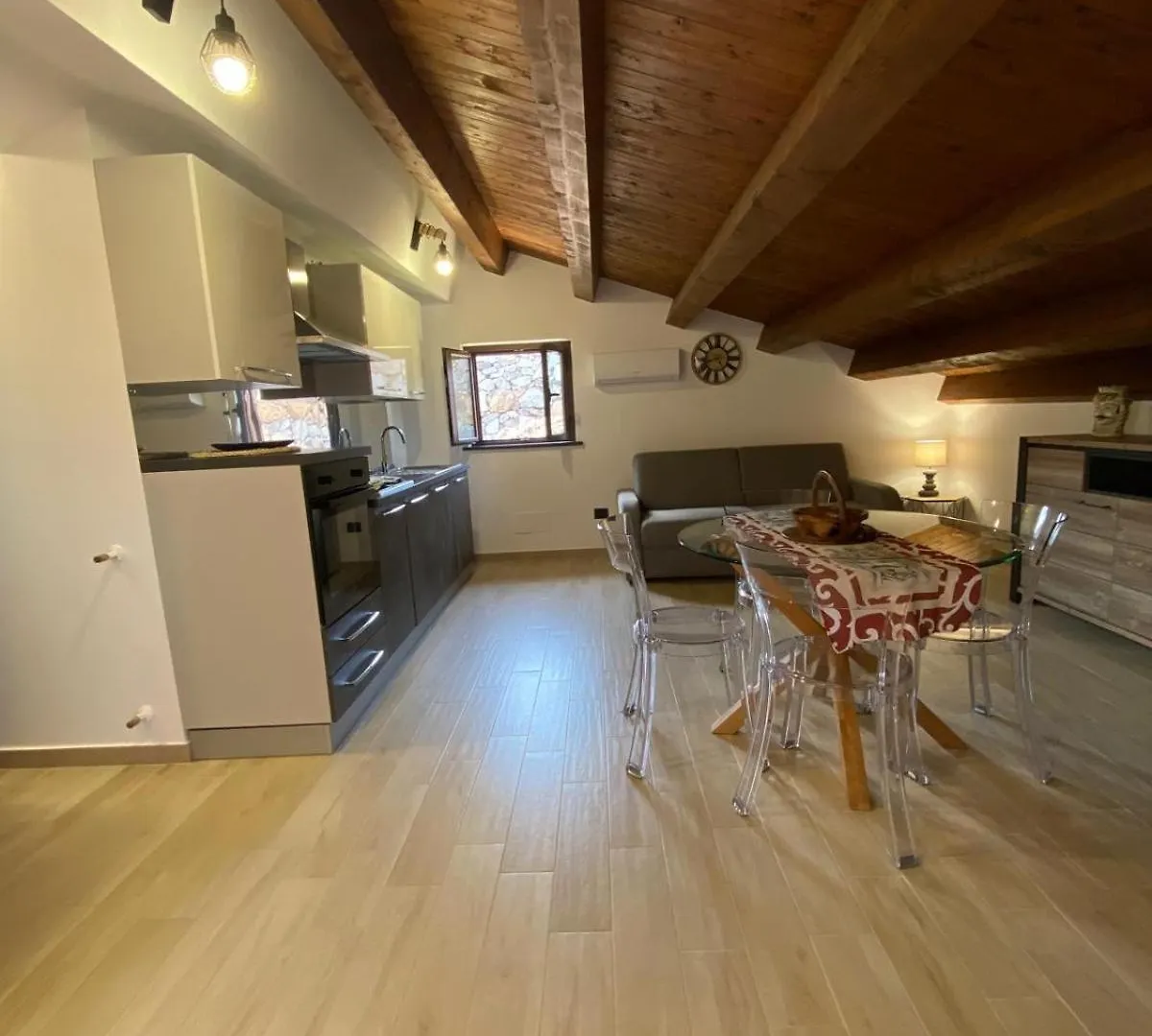 Siesi Apartment Piedimonte Etneo Homestay